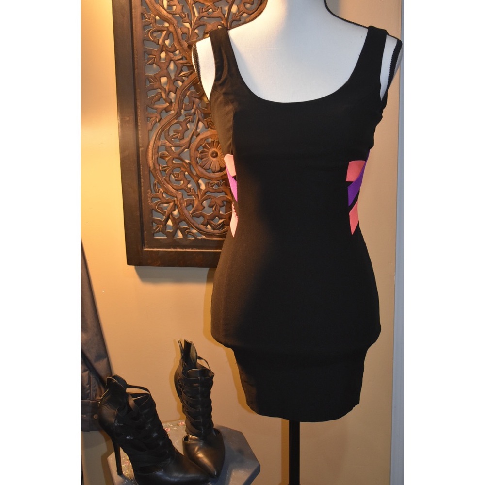 Mini Black Beautiful Back Strap